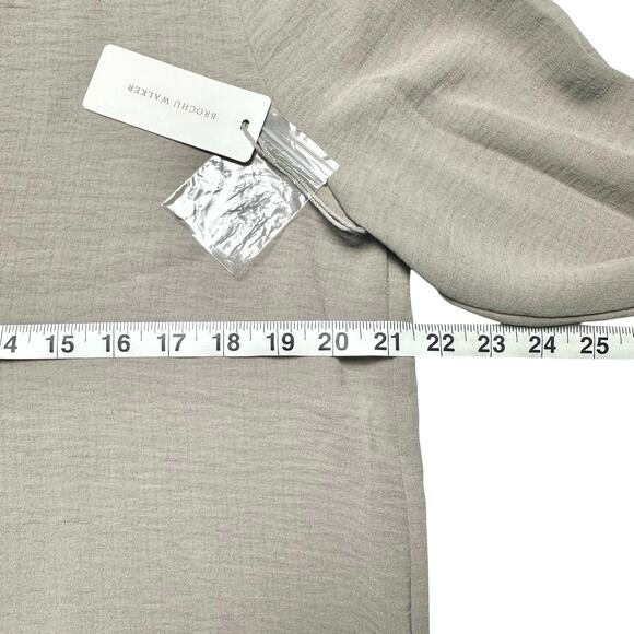 Brochu Walker Taupe V-Neck Long Sleeve Blouse - Picture 5 of 13